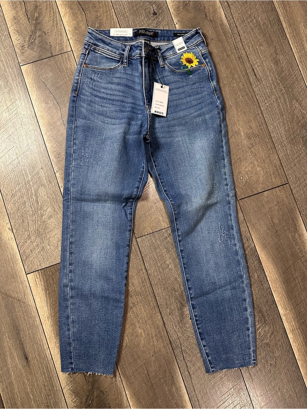 Judy Blue Relaxed Fit Sunflower Embroidered Jeans